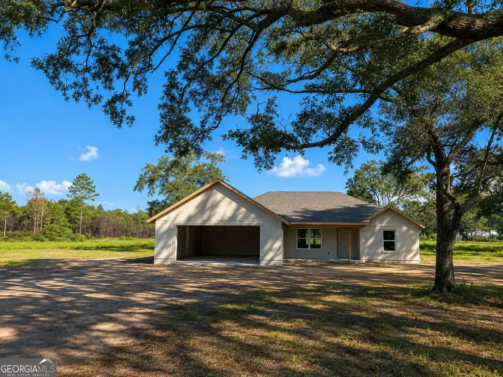 216 Satilla Sands Drive, Waynesville