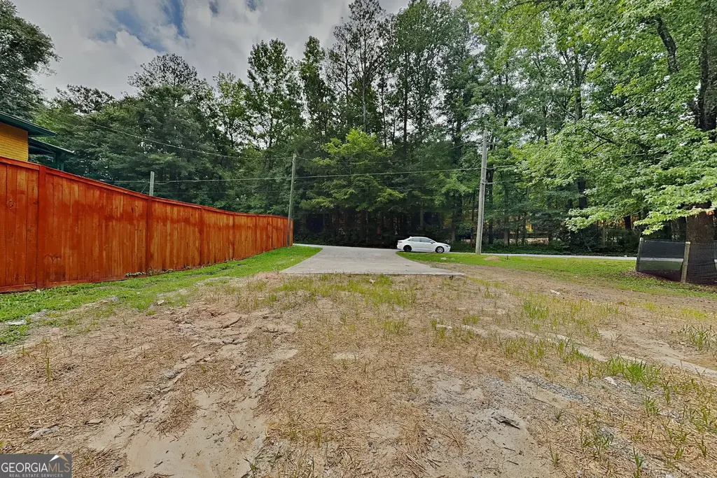 2323 Daniel Road Sw, Atlanta