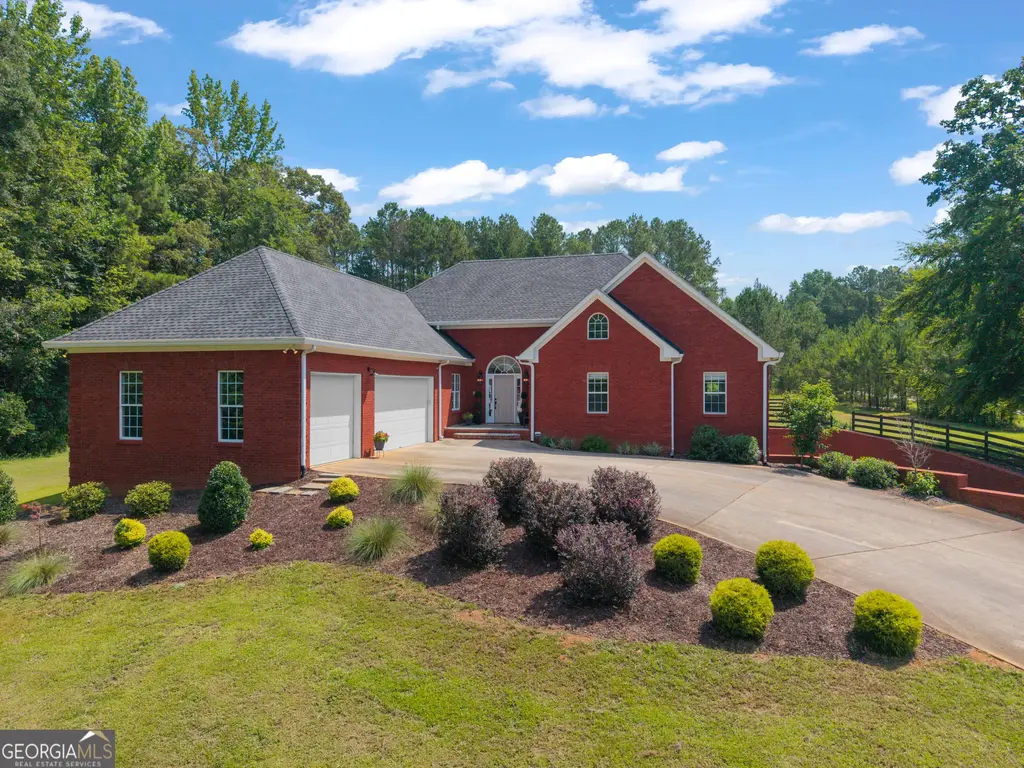 1210 Cedar Grove Road, Buckhead