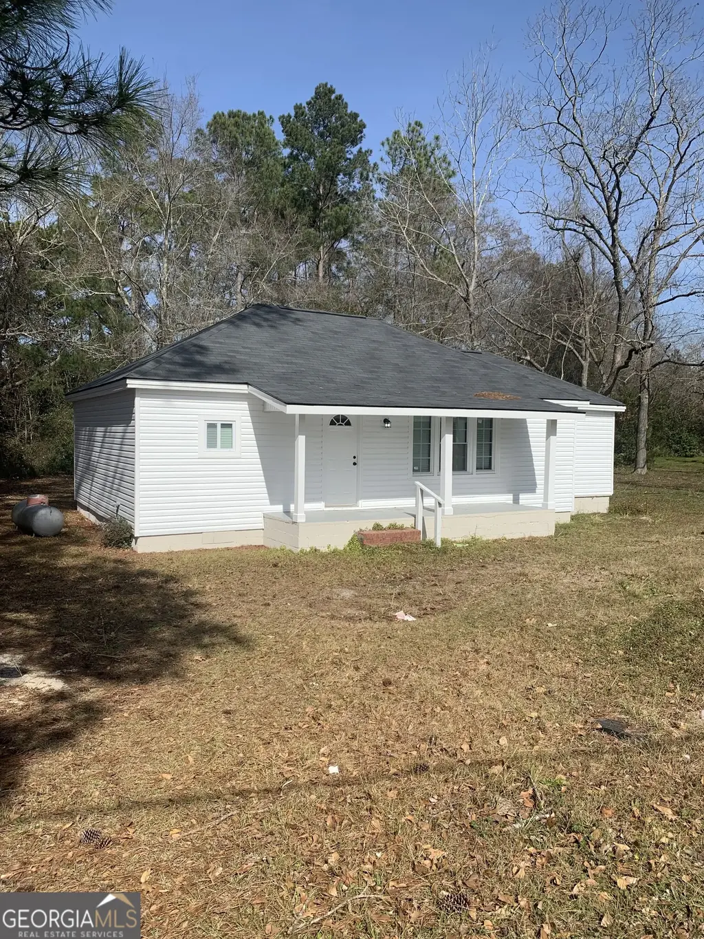 675 N Main Street, Baxley