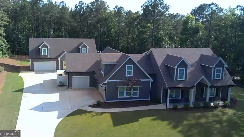 465 Buddy West Road, Newnan