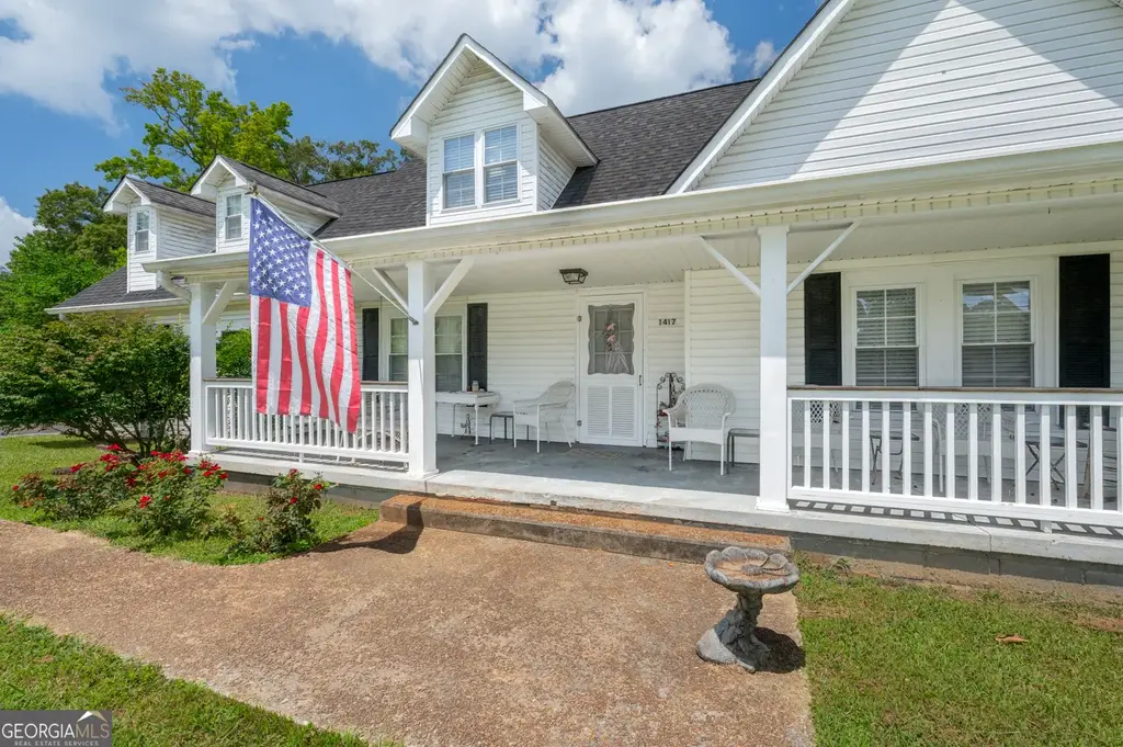1417 Wn Main Street, LaFayette