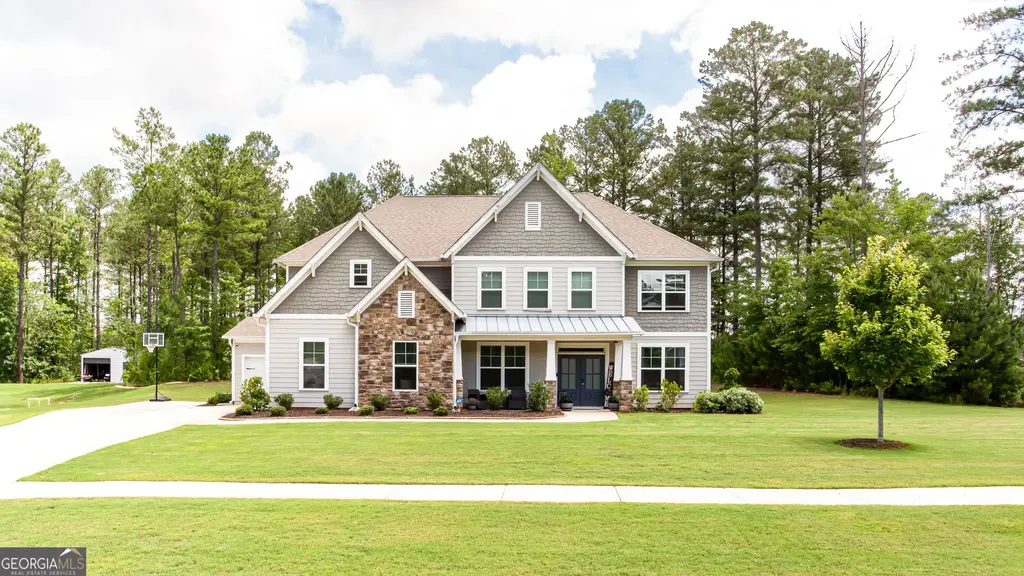 496 Genesee Point, Newnan