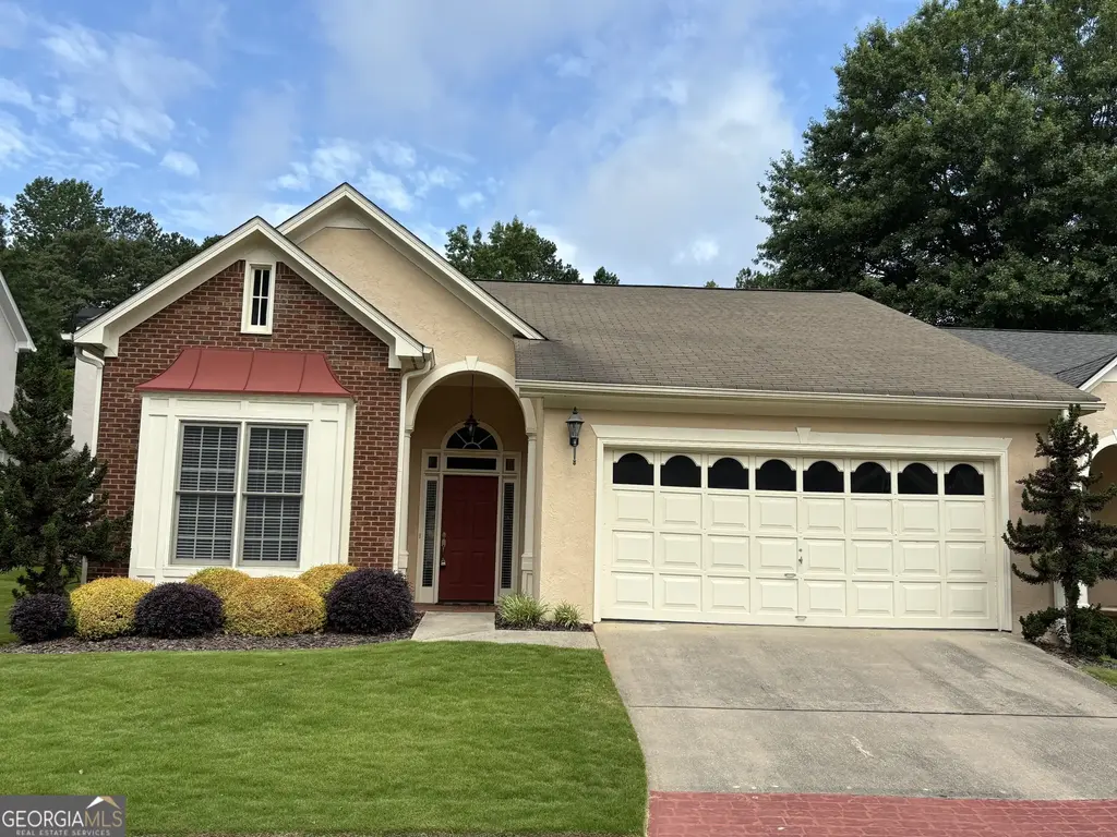 126 Augusta Drive, Peachtree City