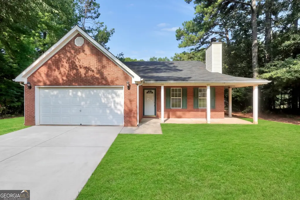 208 Drake Elm Court, Hampton