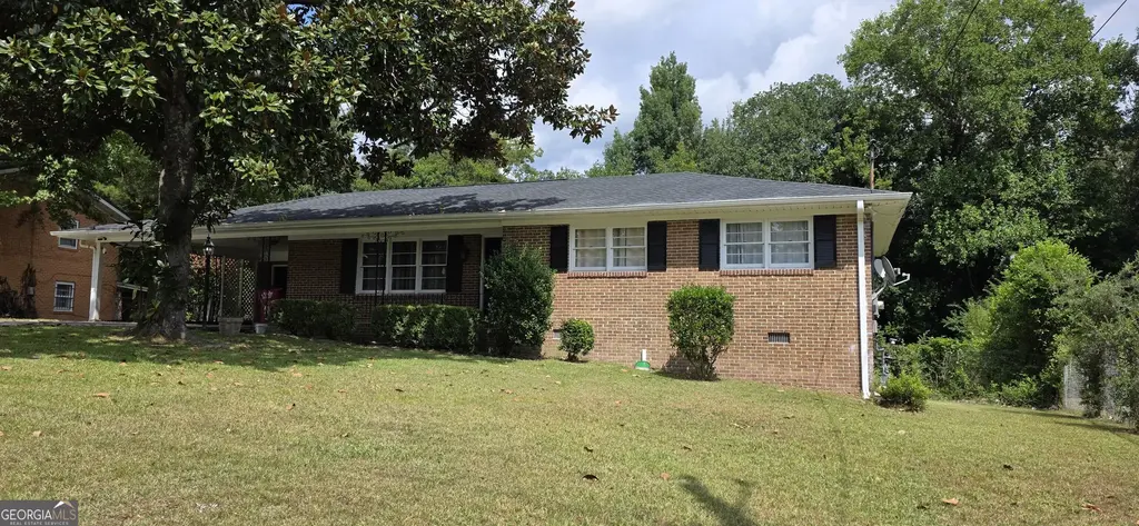 2672 Kent Drive, Macon