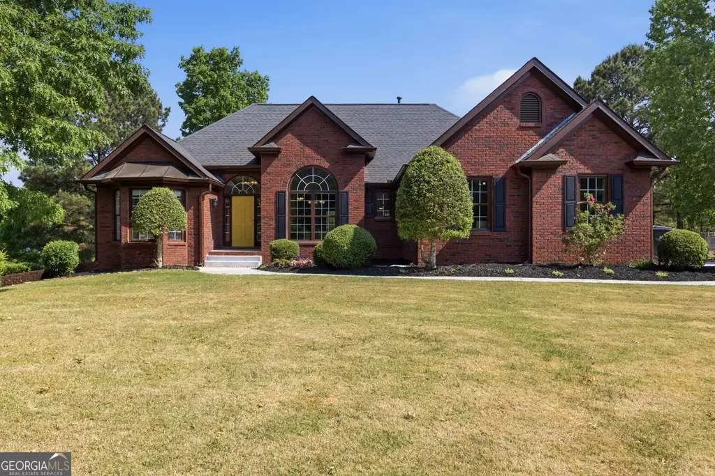 2015 Wood Valley Drive, Loganville