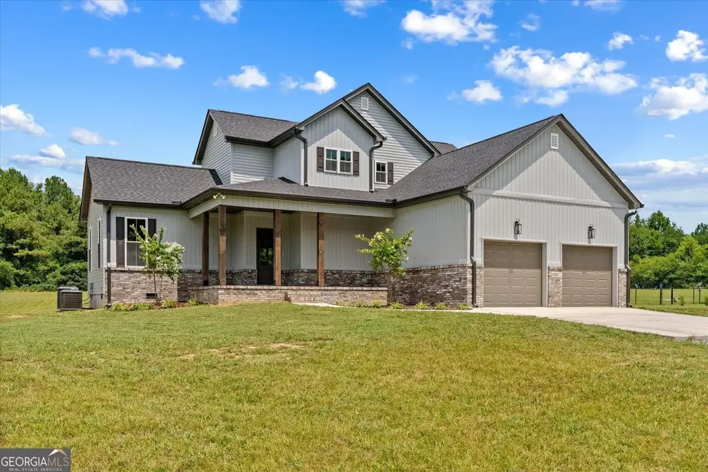 1067 Tucker School Road, Cohutta