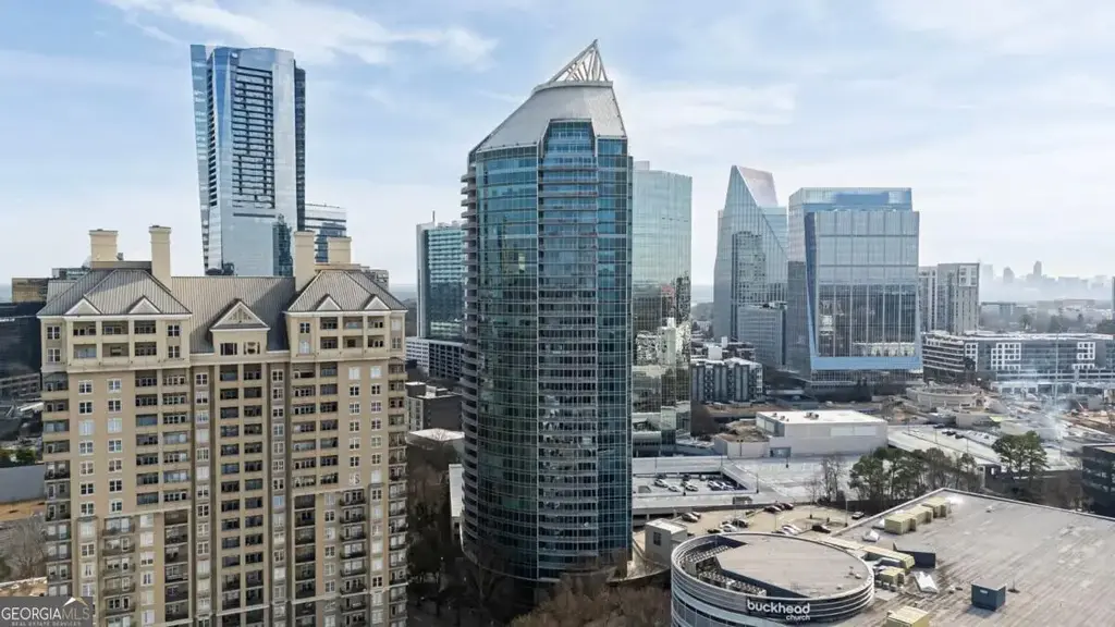 3338 Peachtree Road Ne 705, Atlanta