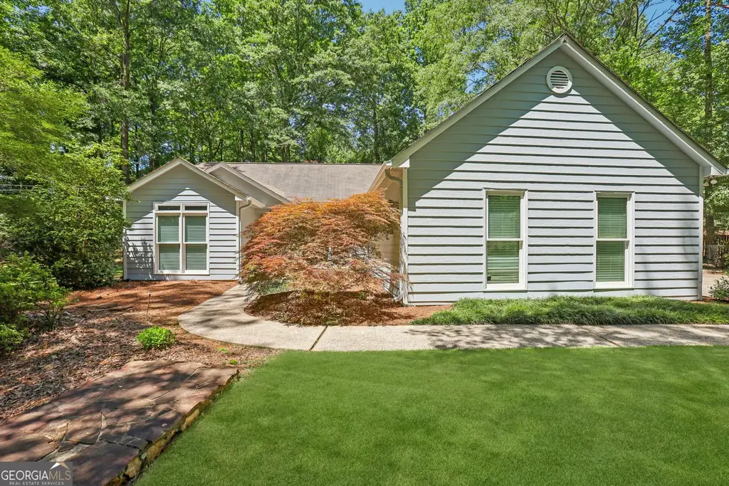 34 Dogwood Lane, Newnan