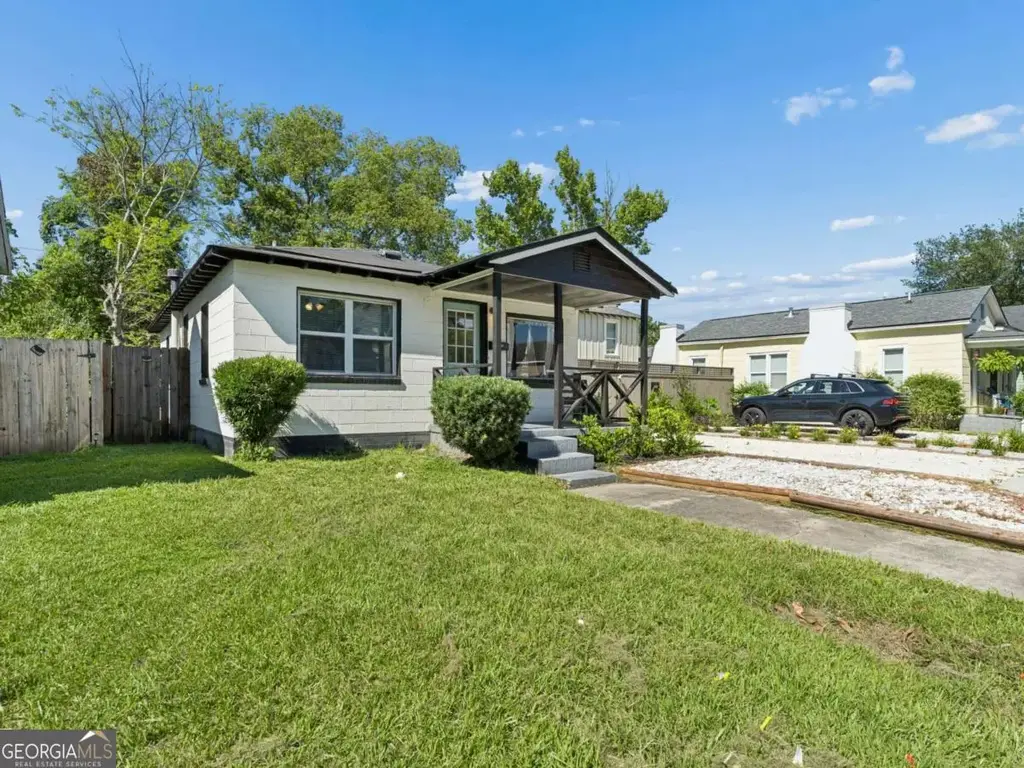 730 E 38th Street, Savannah