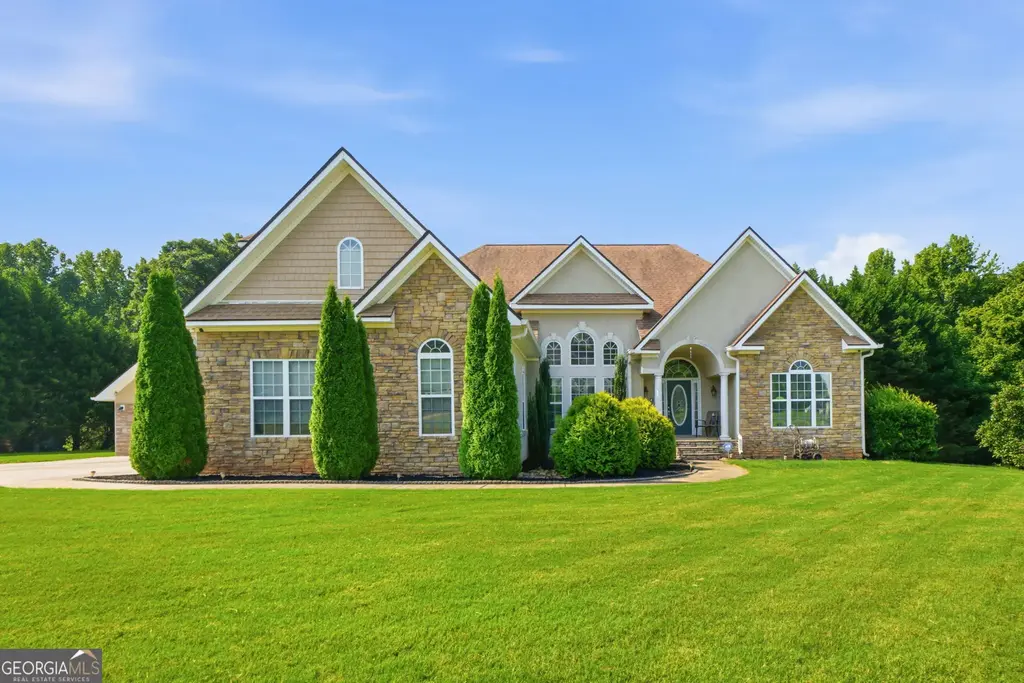 130 Citation Court, Forsyth