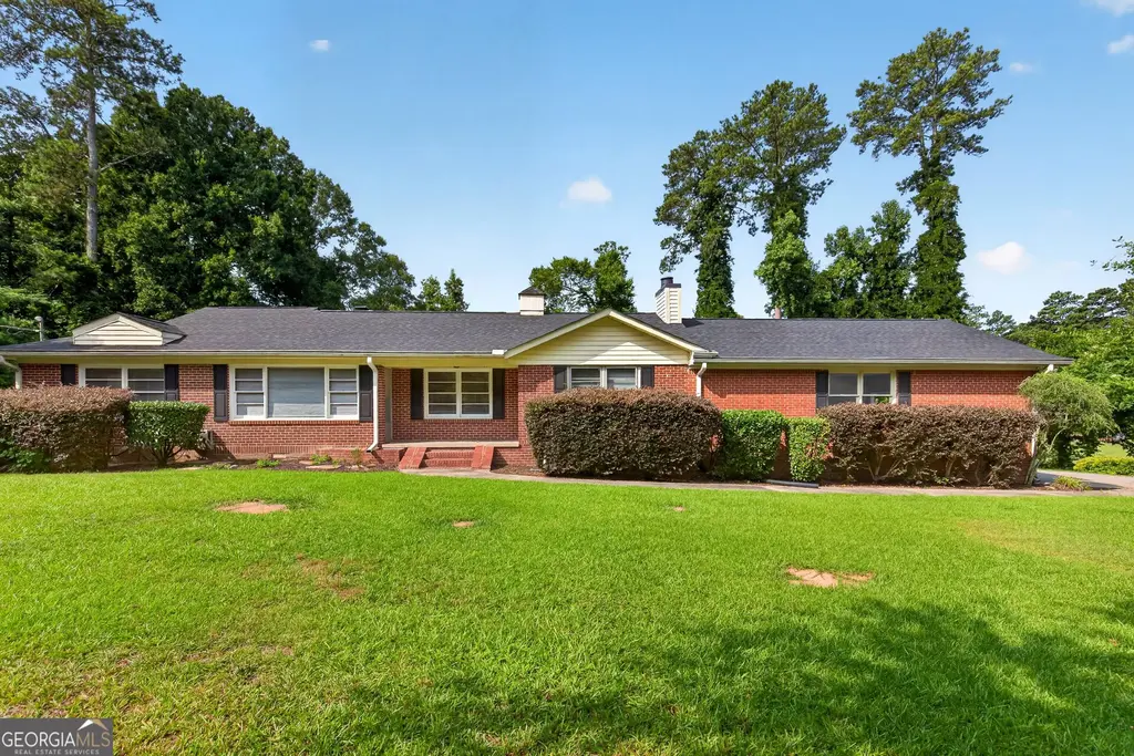 190 Forrest Avenue, Fayetteville
