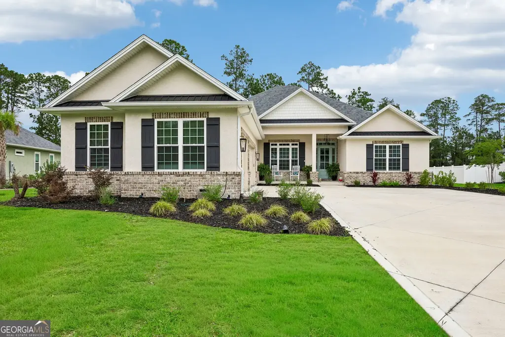 204 Fiddlers Cove Drive, Kingsland