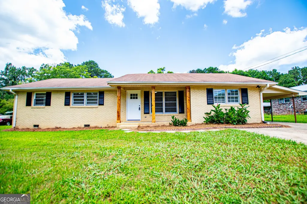 615 Old Camp Church Road, Carrollton
