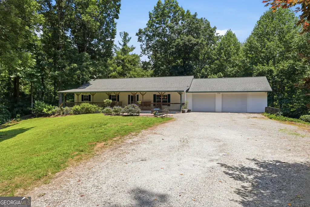 118 Brenda Lane, Clayton