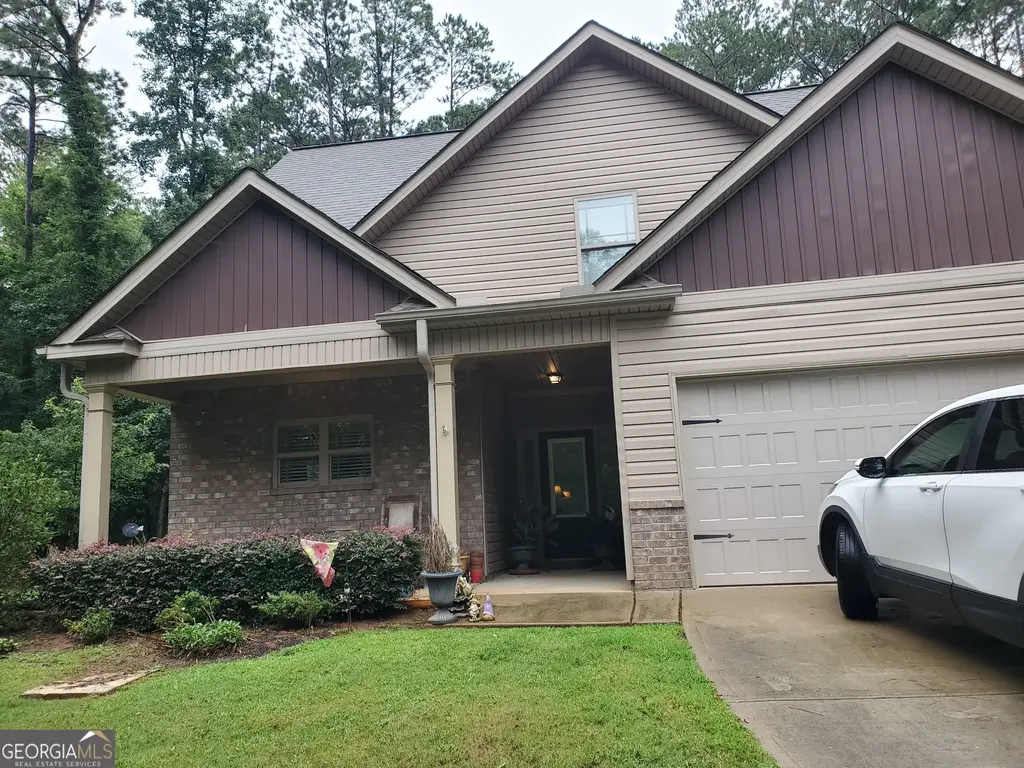 575 Starling Drive, Monticello