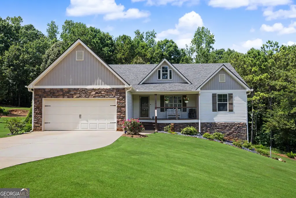 126 Copper Creek Drive, Lagrange