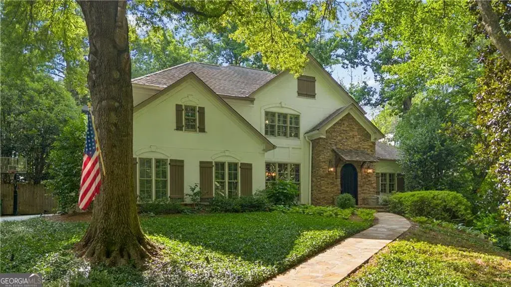 4504 Lake Forrest Drive, Atlanta