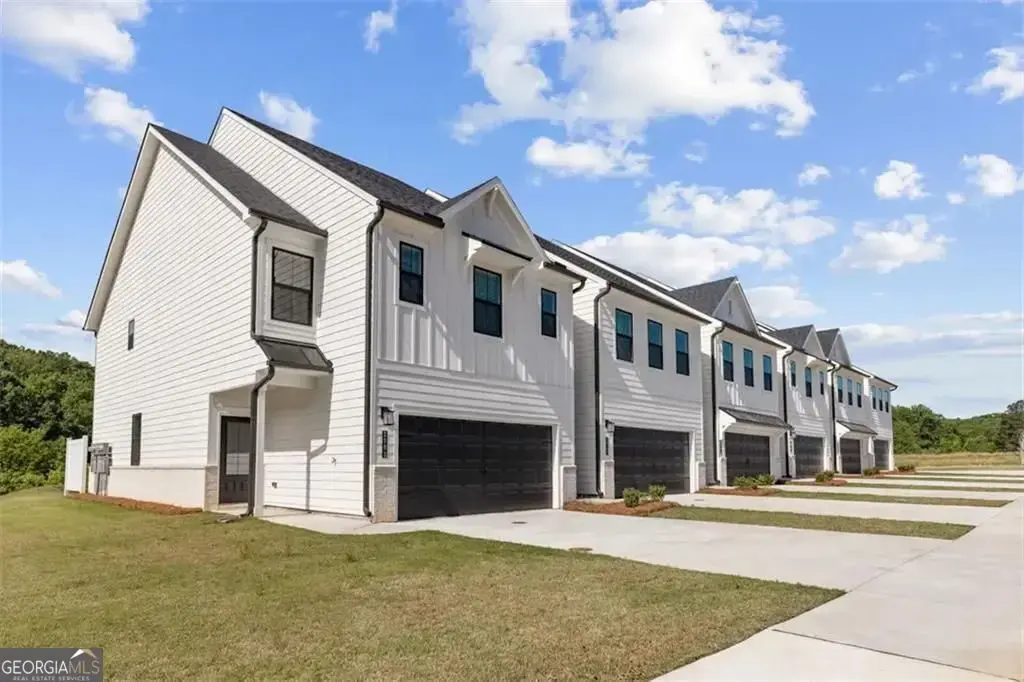 2963 Crystal Springs Point 151, Gainesville