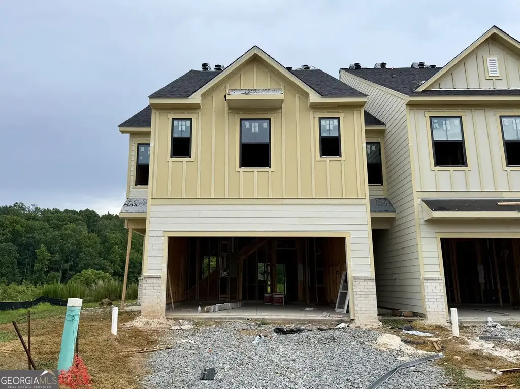 2927 Crystal Springs Point 160, Gainesville