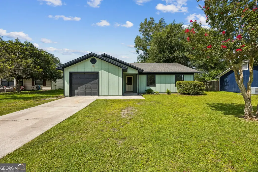 307 Sunnyside Drive, St. Marys