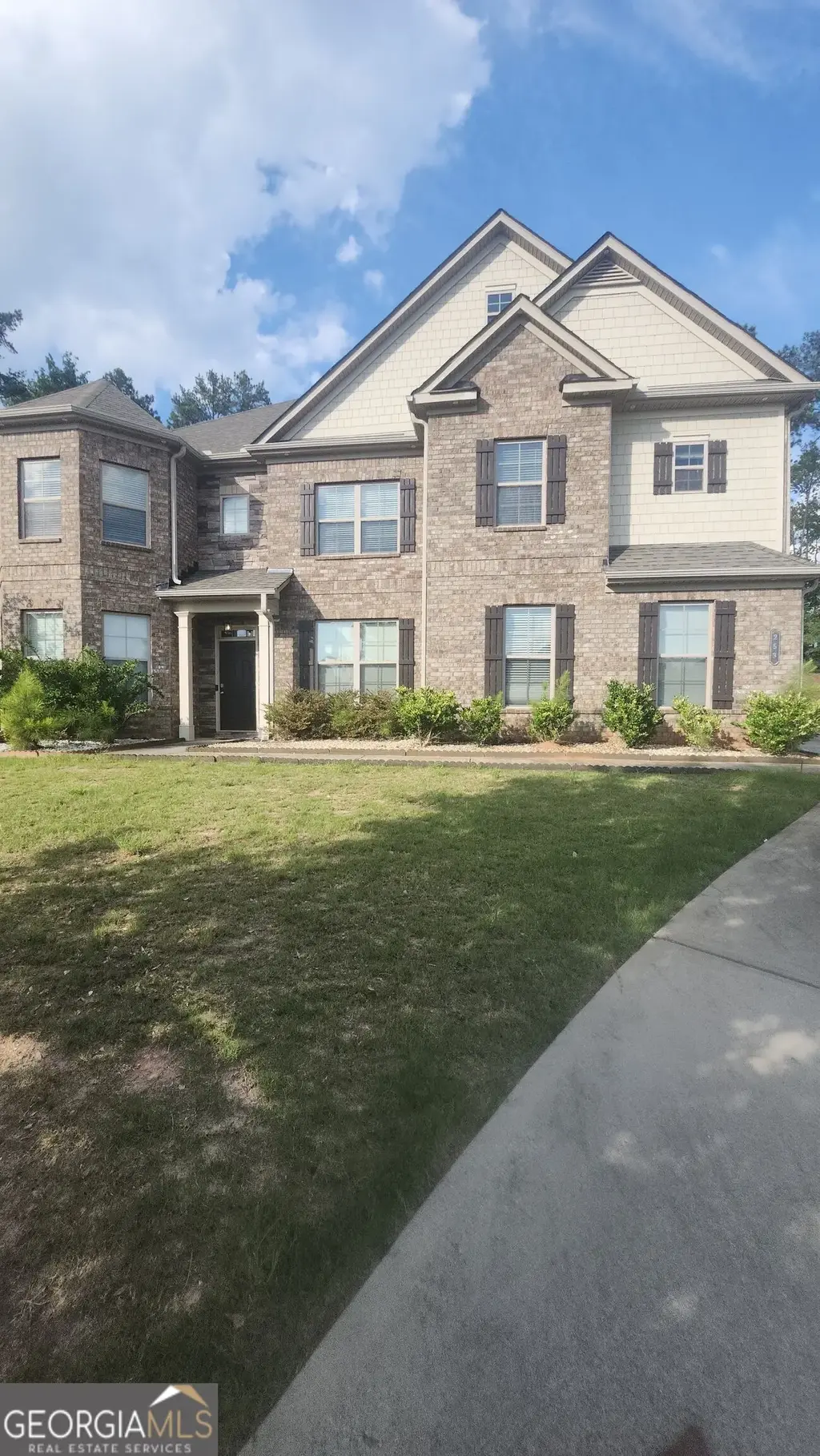 253 Aylesbury Boulevard, McDonough