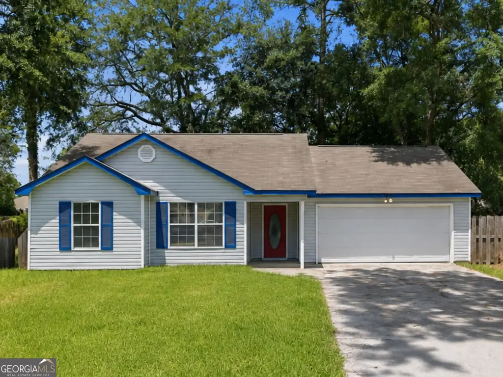 108 Clinton Court, St. Marys