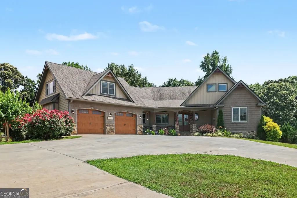 1050 Ricky West Road, Cleveland