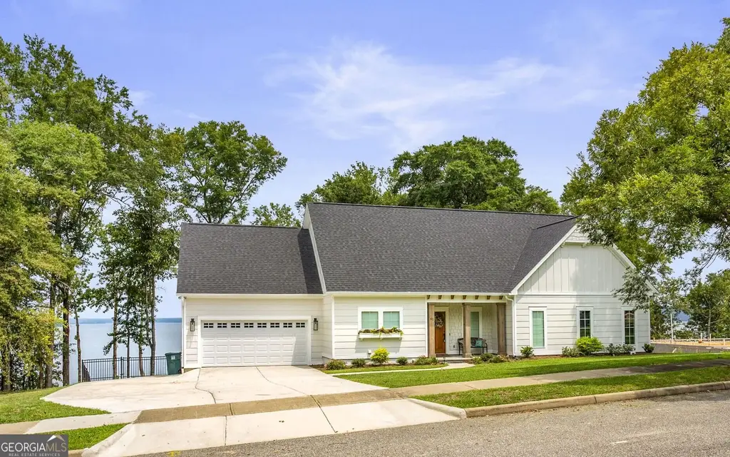 61 Memory Ln, Eufaula