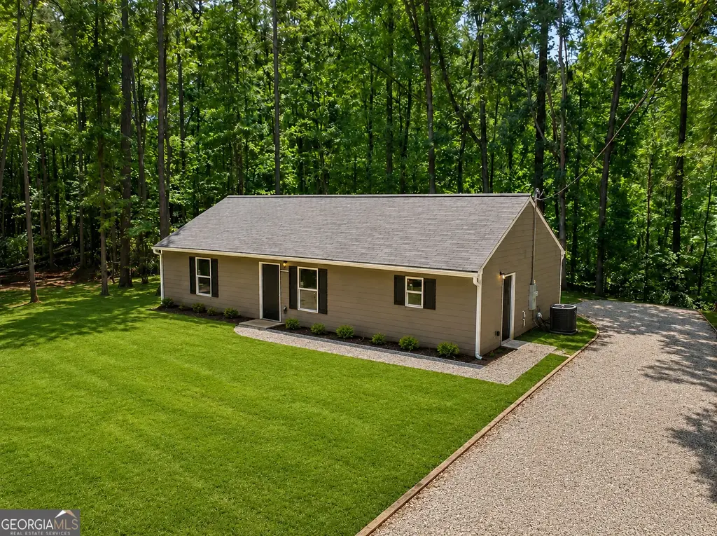 139 Fairlane Drive, Martin