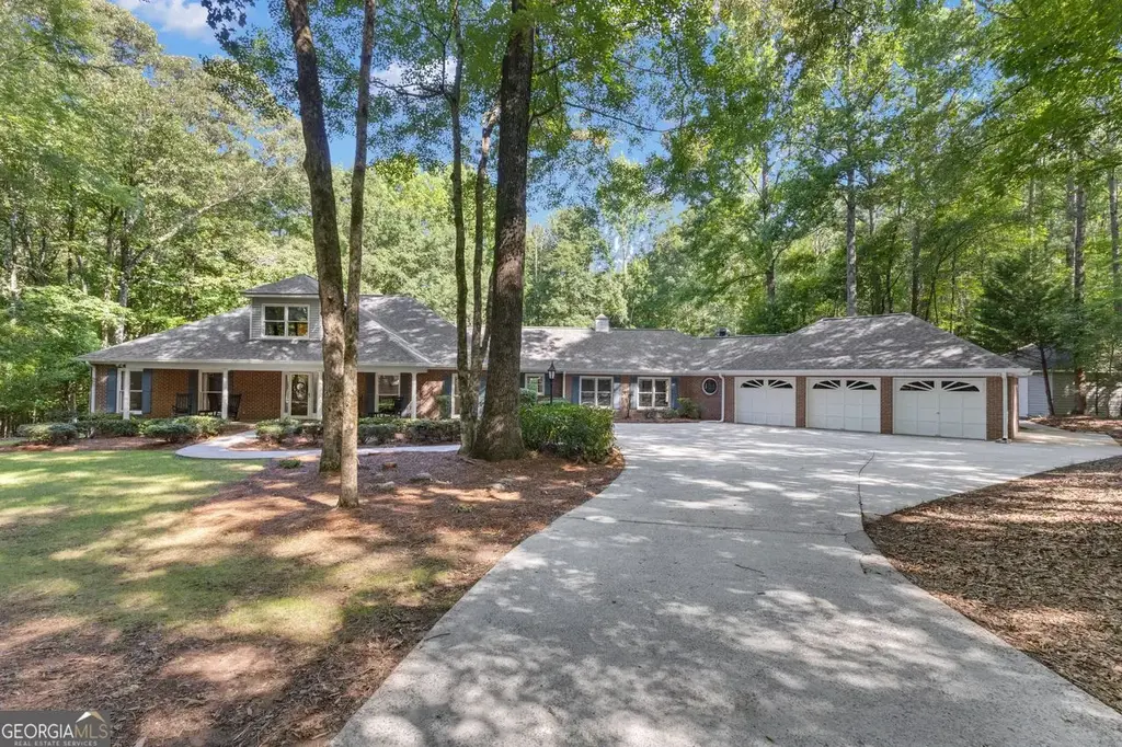 120 Ellenwood Court, Fayetteville