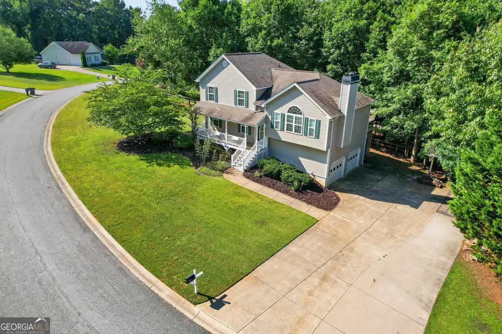 115 Nelson Ridge Drive, Ball Ground