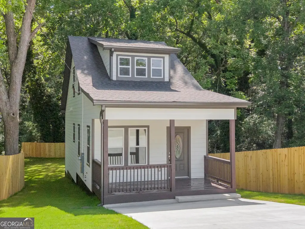 114 Emily Street, Toccoa
