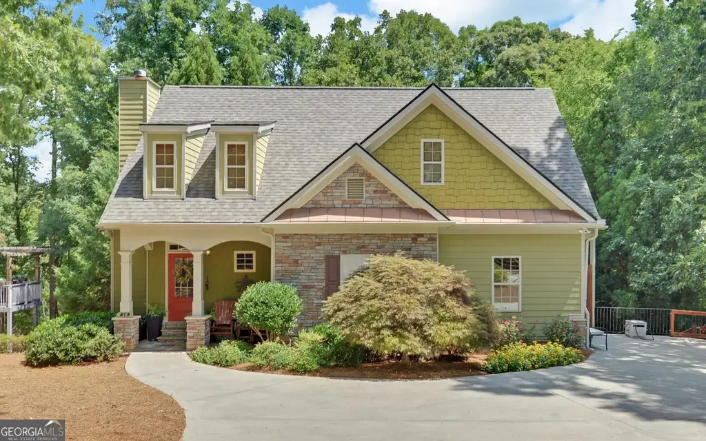 819 Tranquility Lane, Hartwell