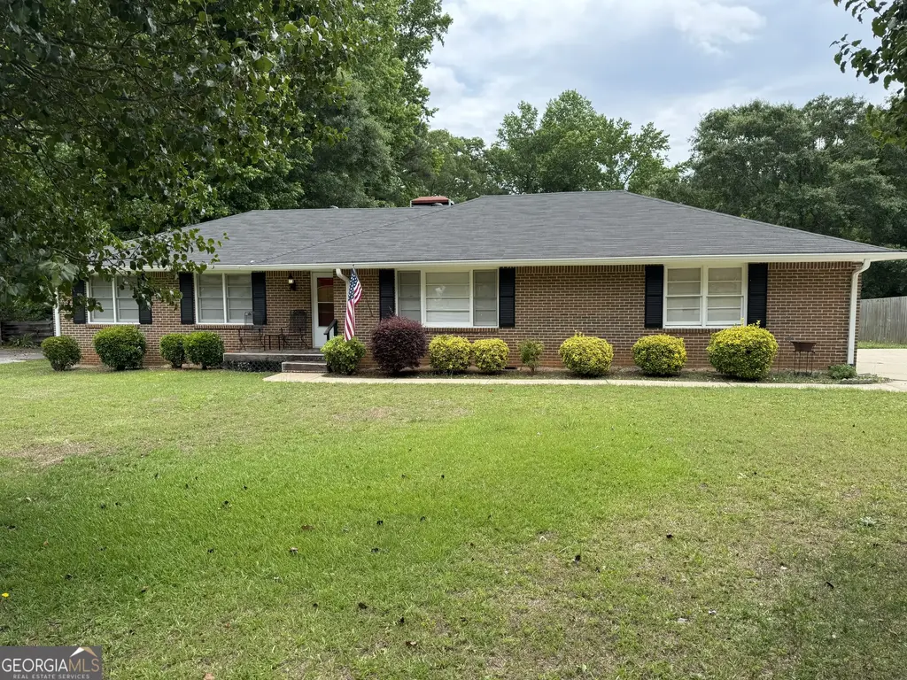 110 Mckinley Drive, Griffin