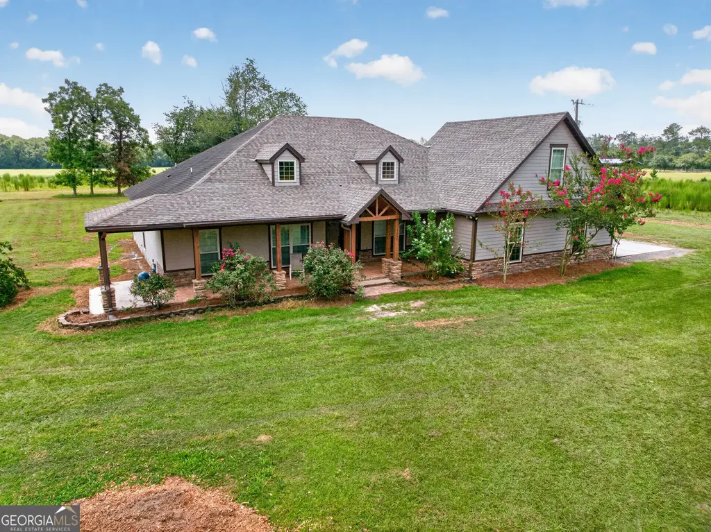7086 Shiloh Road, Hahira