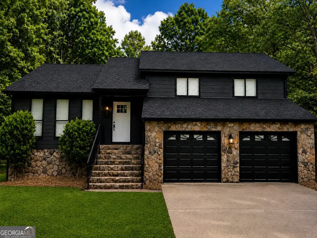 2655 West Road, Riverdale
