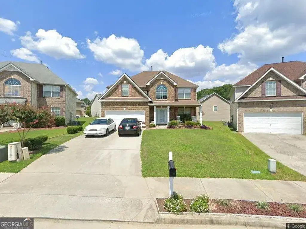 718 Florigen Lane, Fairburn