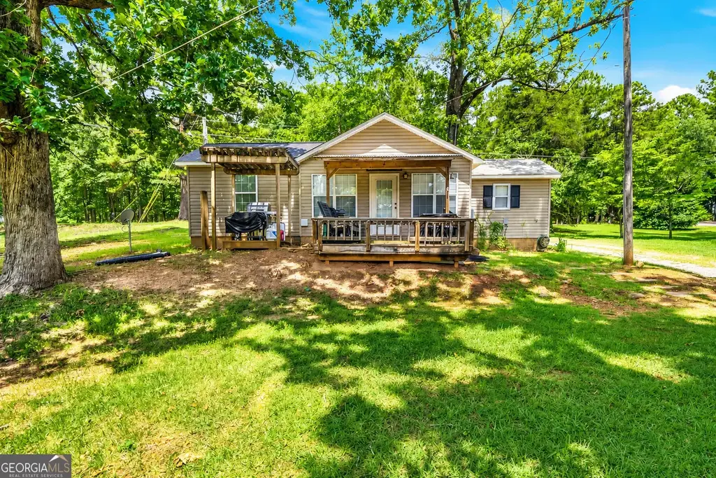 201 Lakeshore Drive, Eatonton