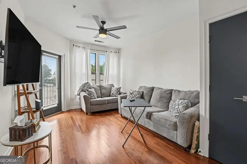 898 Oak Street Sw 1220, Atlanta