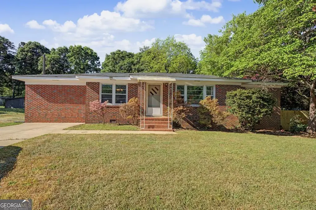 185 Northcrest Drive, Athens