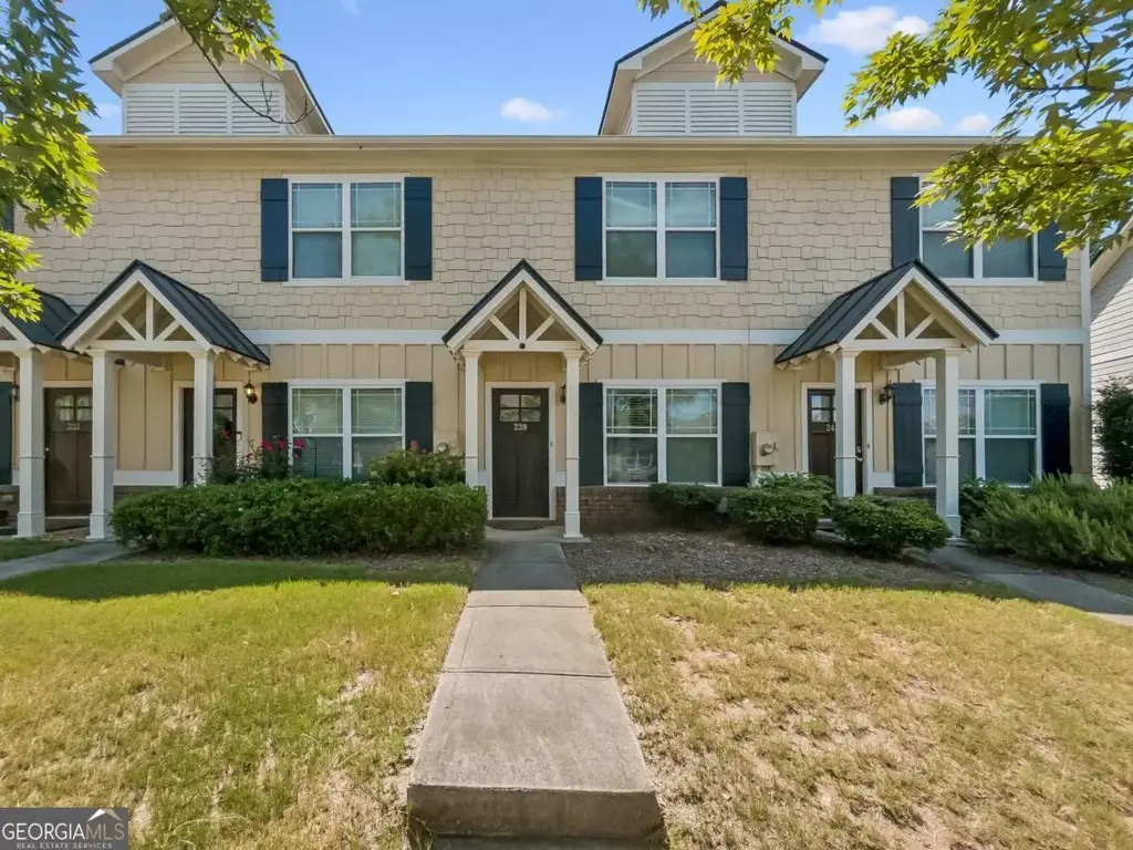239 Oconee River Circle, Athens