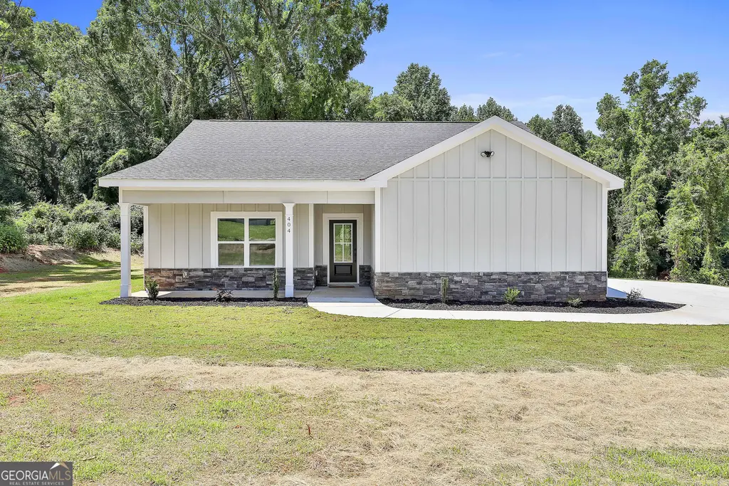404 W Boyd Road, Hogansville