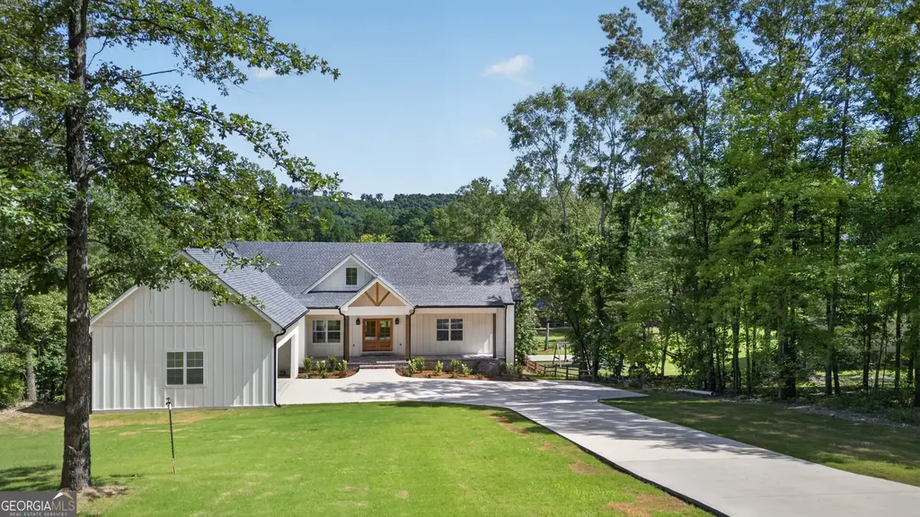 105 County Road 764, Cedar Bluff