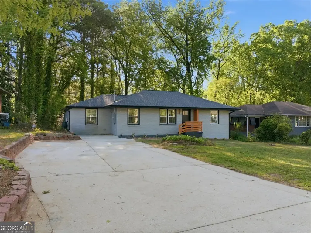 2082 Rosewood Road, Decatur