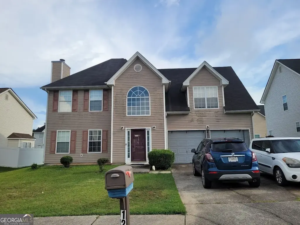 1236 Labrador Lane, Riverdale