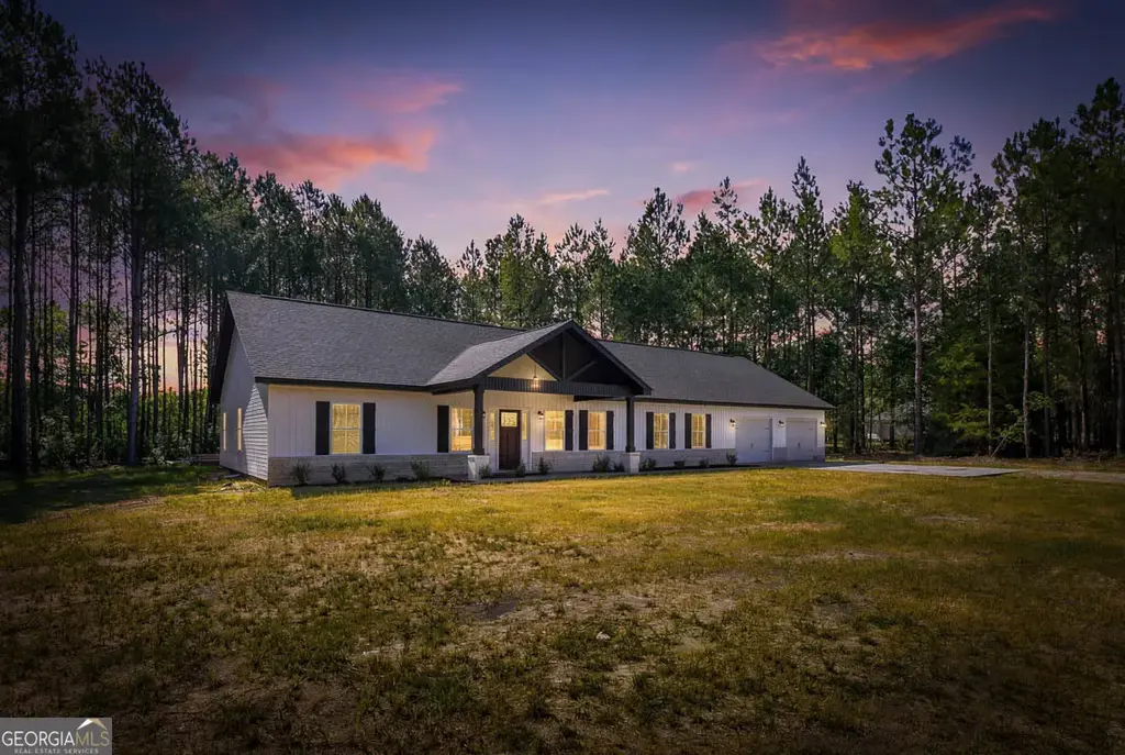 7299 Manningtown Road, Jesup