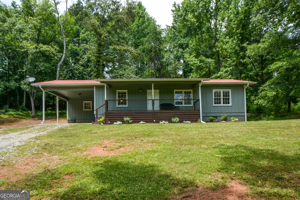 1217 Black Road, Cleveland