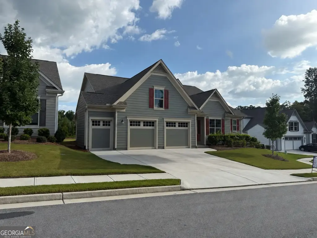 469 Silverbell Court, Peachtree City